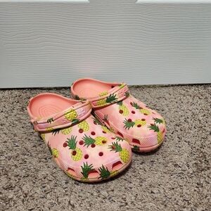 CROCS Pink Pineapple Clogs Size 8 Womens